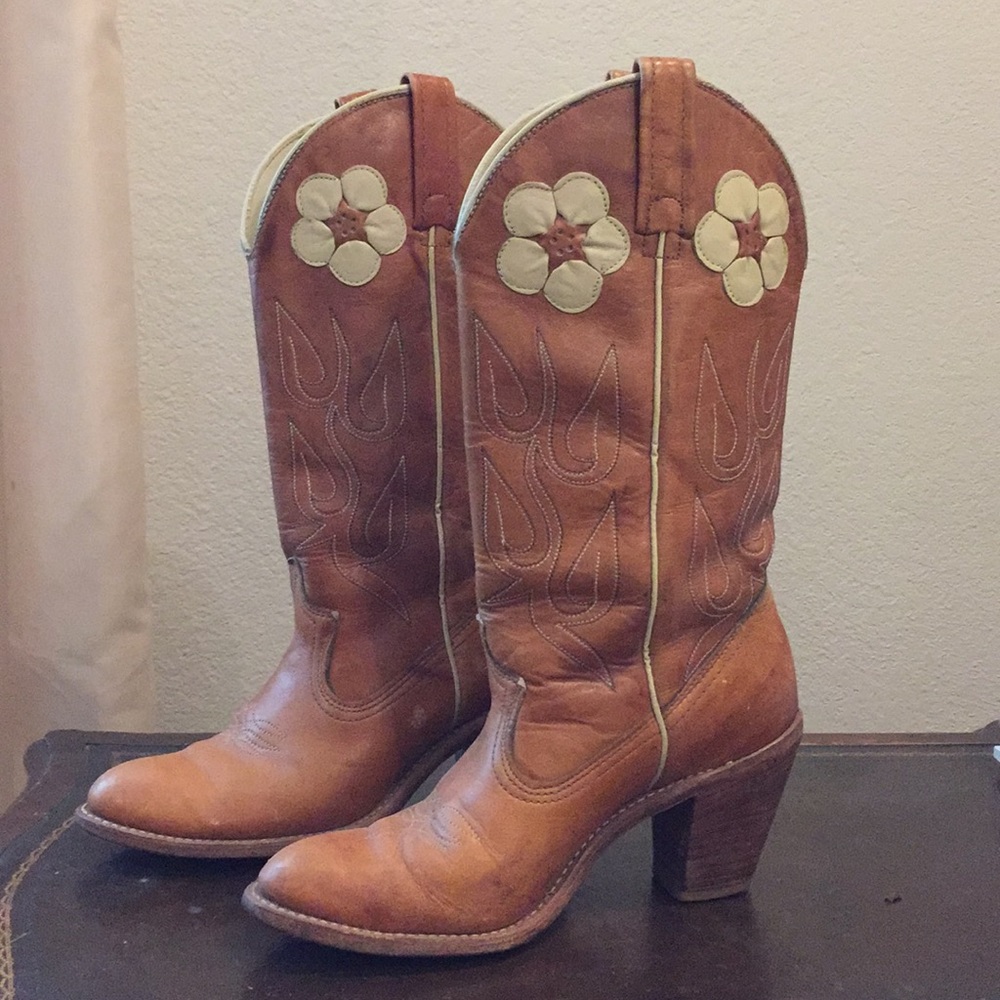 Vintage retro western cowgirl stack heel boots